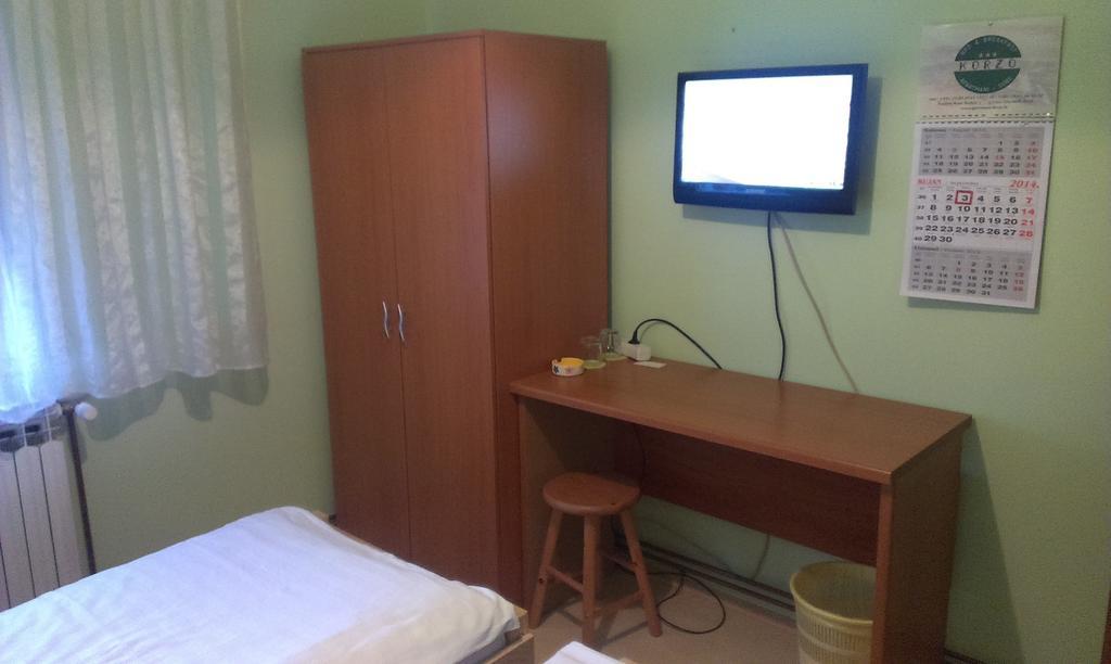 Apartments & Rooms Korzo Slavonski Brod Room photo