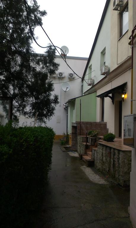 Apartments & Rooms Korzo Slavonski Brod Exterior photo